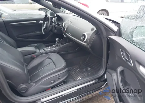 2018 Audi A3 2.0T Premium z USA, uszkodzony, nr VIN WAU78LFF8J1061495